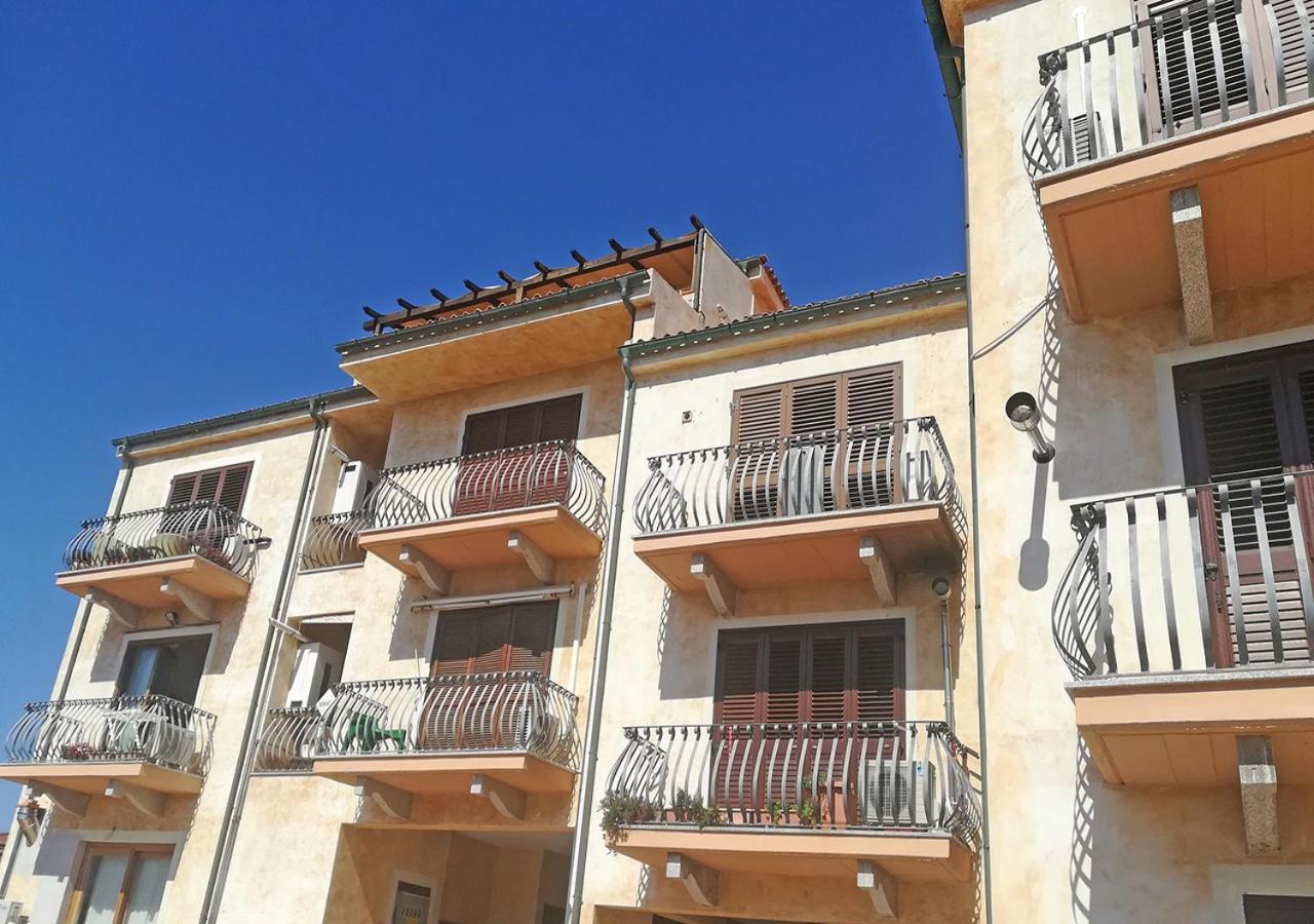 Murphy Holiday Home - Gallura 2 ลามัดดาเลนา ภายนอก รูปภาพ